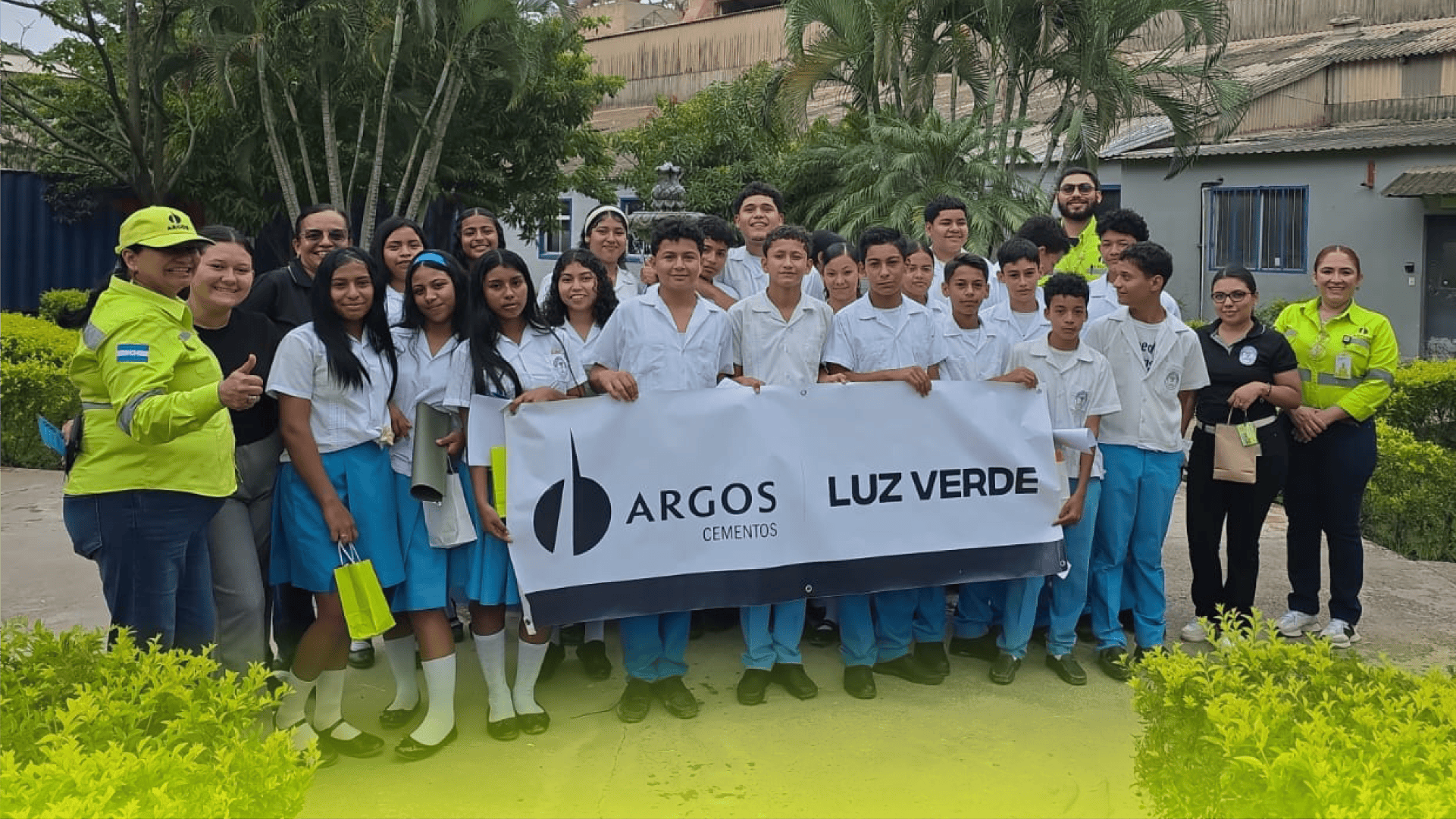 Visita académica en Planta Piedras Azules